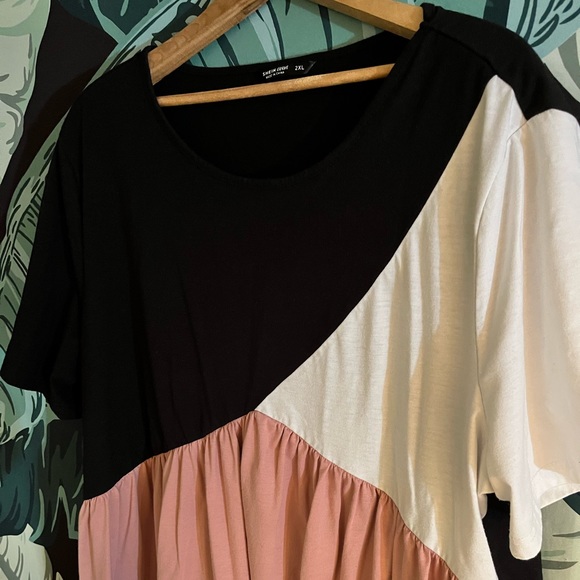 Oversized geometric shirt dress - Picture 2 of 4